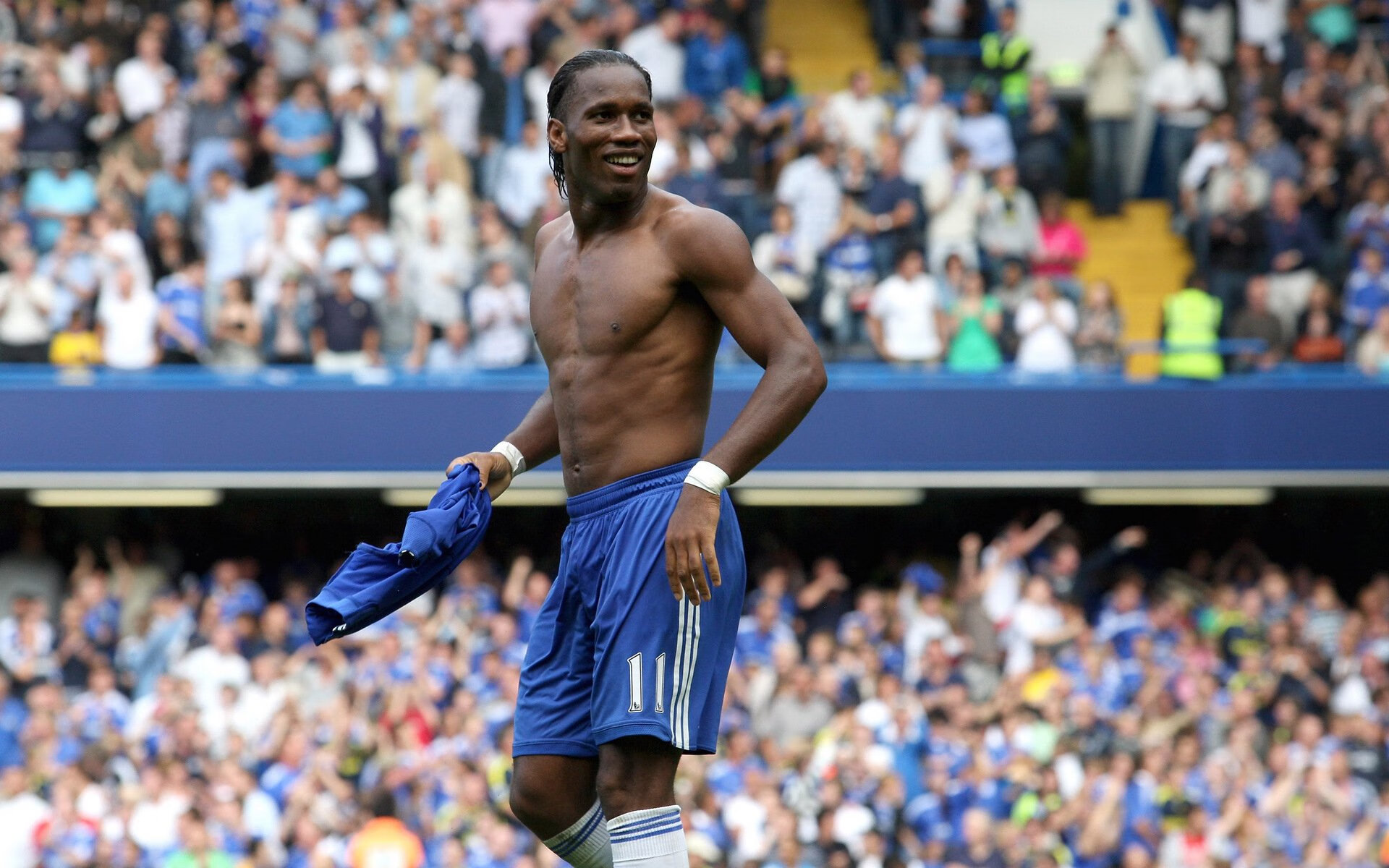 开云电子-恩多比·恩乔：南非羚羊队进攻的核心力量，不容忽视的巨星，恩多战役是哪一部